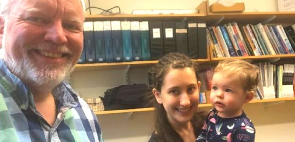 O professor COMPREU um COT para seu ESCRITÓRIO