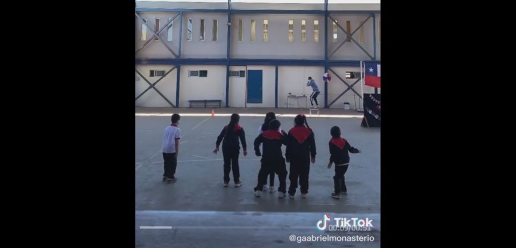 Jogo de lula em uma escola
